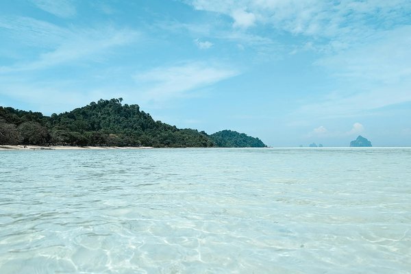 Aventure Épique : Témoignage et Récit d'un Tour du Monde en Voilier